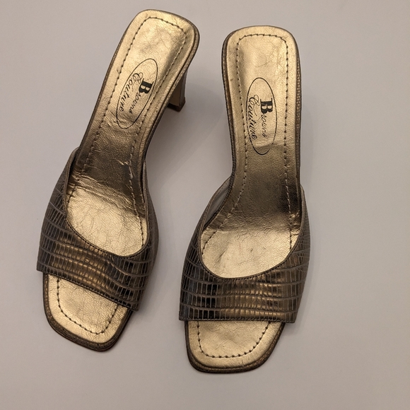 Vintage Browns Couture Golden heels - Picture 3 of 7